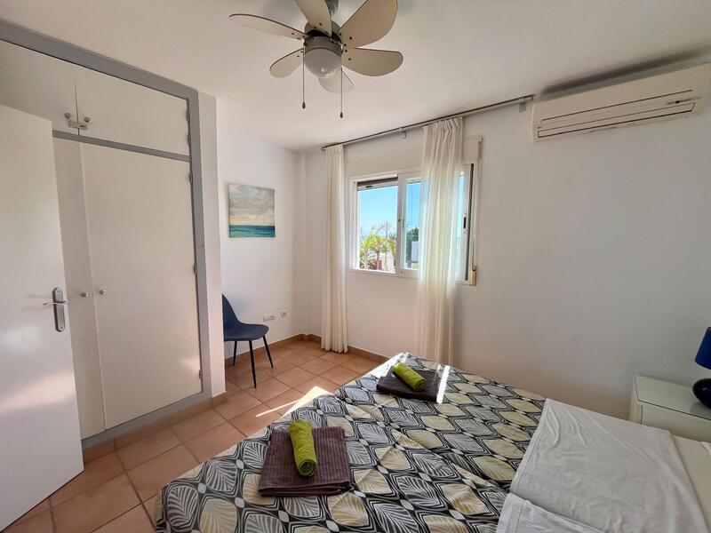 AB/MO/4A: Townhouse for Rent in Mojácar Playa, Almería
