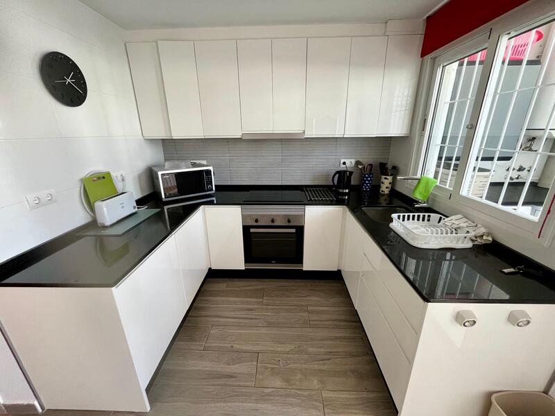 AB/MO/4A: Townhouse for Rent in Mojácar Playa, Almería