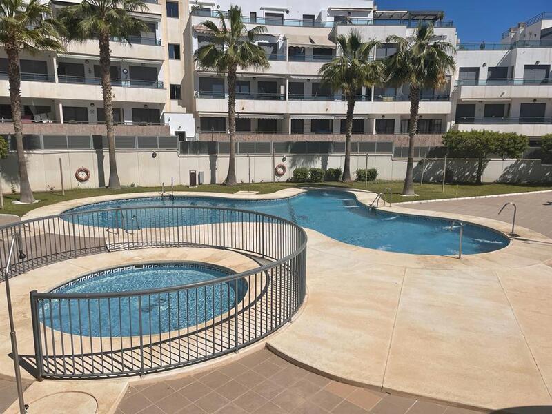 AP/HS : Apartment for Sale in Garrucha, Almería