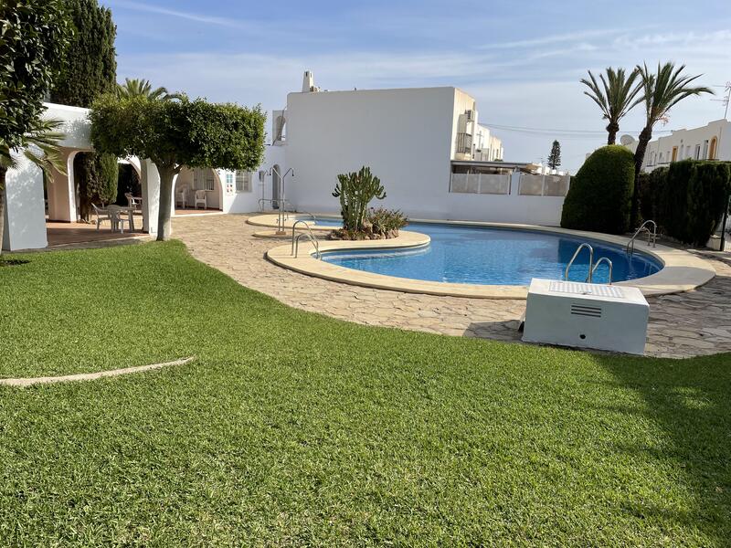 LP/EM: Townhouse for Sale in Mojácar Playa, Almería