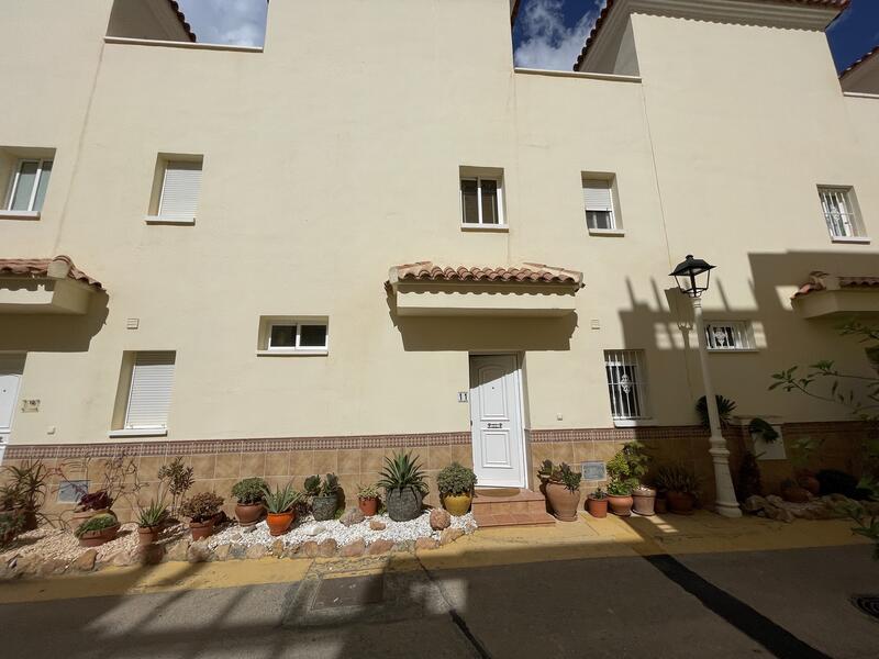 EP/LF: Townhouse for Sale in El Pinar, Almería