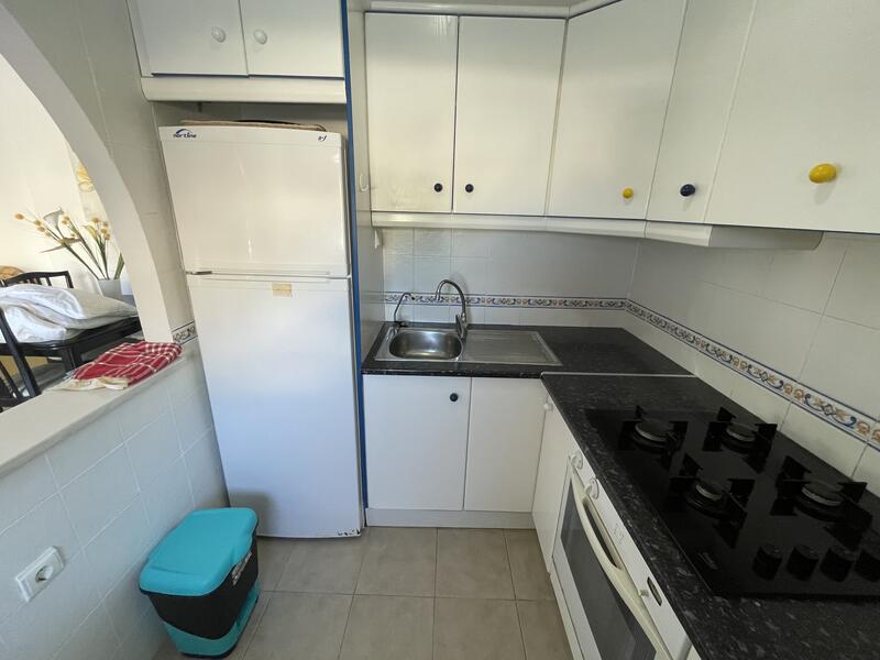 ESP/TR/18: Apartamento en alquiler en Mojácar Playa, Almería