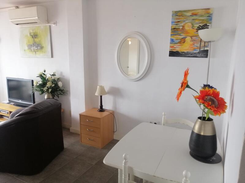 IA/MM/424: Apartment for Rent in Mojácar Playa, Almería