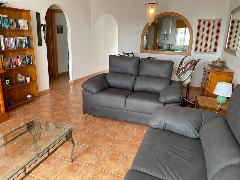 IND/IS/18: Apartment for Rent in Mojácar Playa, Almería