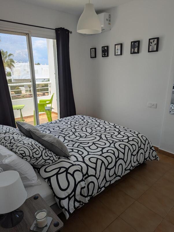 INT/AT/22: Townhouse for Rent in Mojácar Playa, Almería