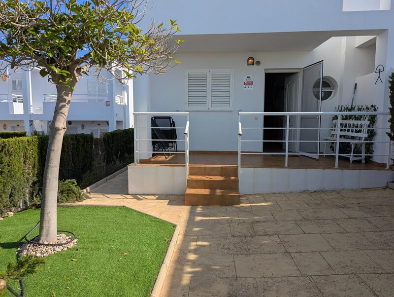 INT/AT/22: Townhouse for Rent in Mojácar Playa, Almería