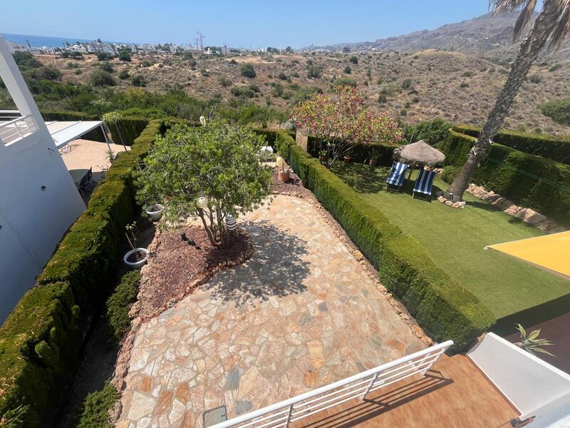 INT/AT/22: Townhouse for Rent in Mojácar Playa, Almería
