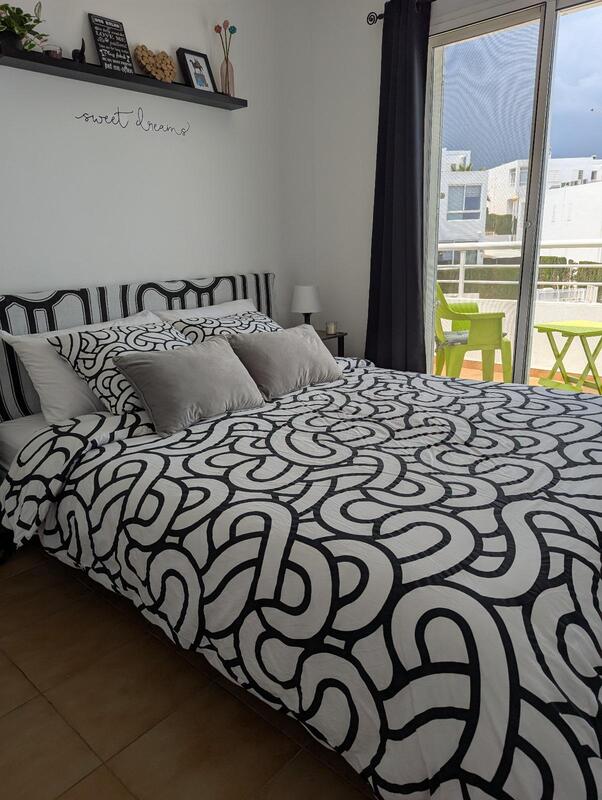 INT/AT/22: Townhouse for Rent in Mojácar Playa, Almería