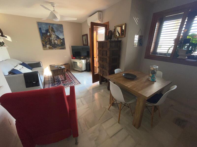 IZ/RS: Apartment for Sale in Mojácar Playa, Almería