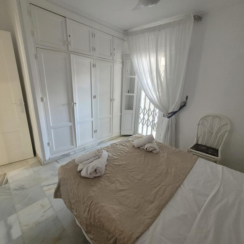 LG/TO/9B: Apartment for Rent in Mojácar Playa, Almería