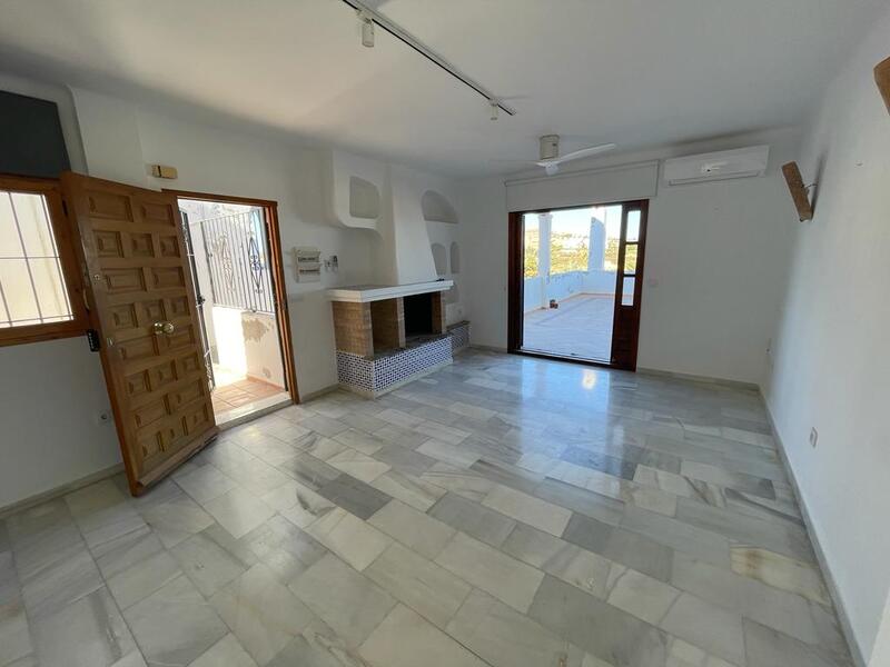LM/IVS/4E: Apartment for Rent in Mojácar Playa, Almería