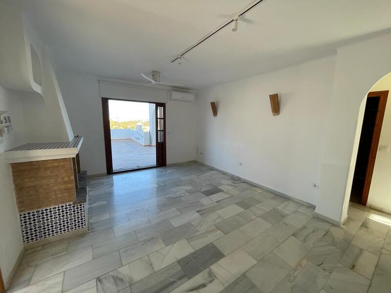LM/IVS/4E: Apartment for Rent in Mojácar Playa, Almería