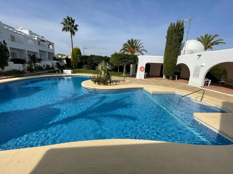 LP/EM: Townhouse for Sale in Mojácar Playa, Almería