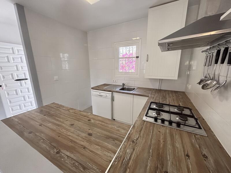 LP/RE: Apartment for Sale in La Parata (Mojácar), Almería