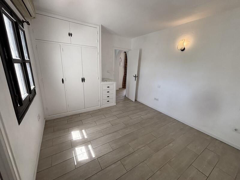 LP/RE: Apartment for Sale in La Parata (Mojácar), Almería