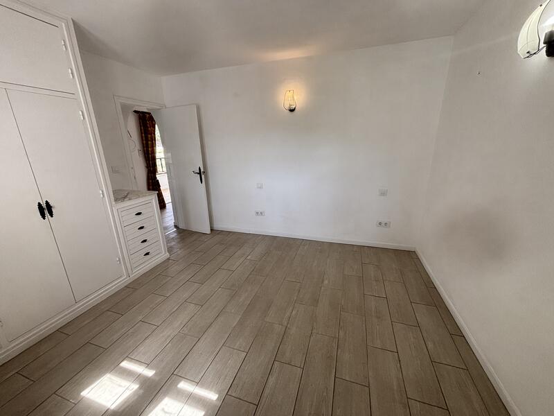 LP/RE: Apartment for Sale in La Parata (Mojácar), Almería