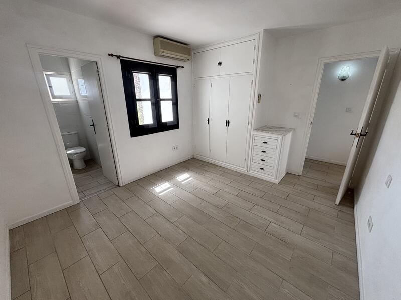 LP/RE: Apartment for Sale in La Parata (Mojácar), Almería