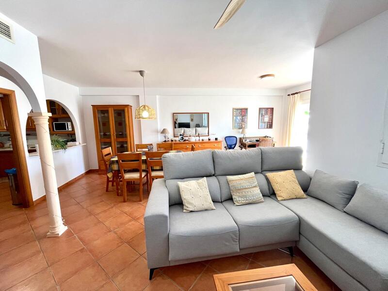 LR/AG: Apartment for Rent in Mojácar Playa, Almería