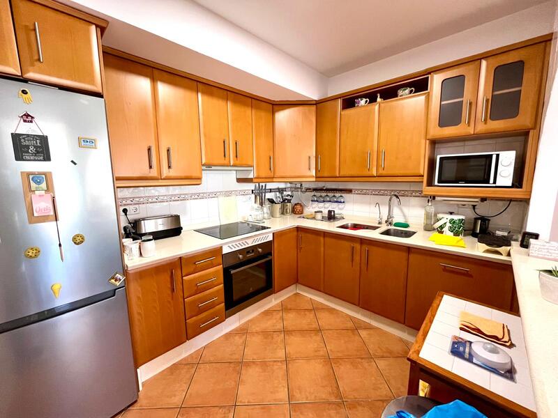 LR/AG: Apartment for Rent in Mojácar Playa, Almería