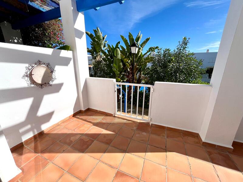 LR/AG: Apartment for Rent in Mojácar Playa, Almería