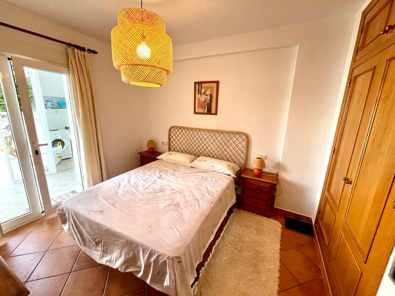 LR/AG: Apartment for Rent in Mojácar Playa, Almería