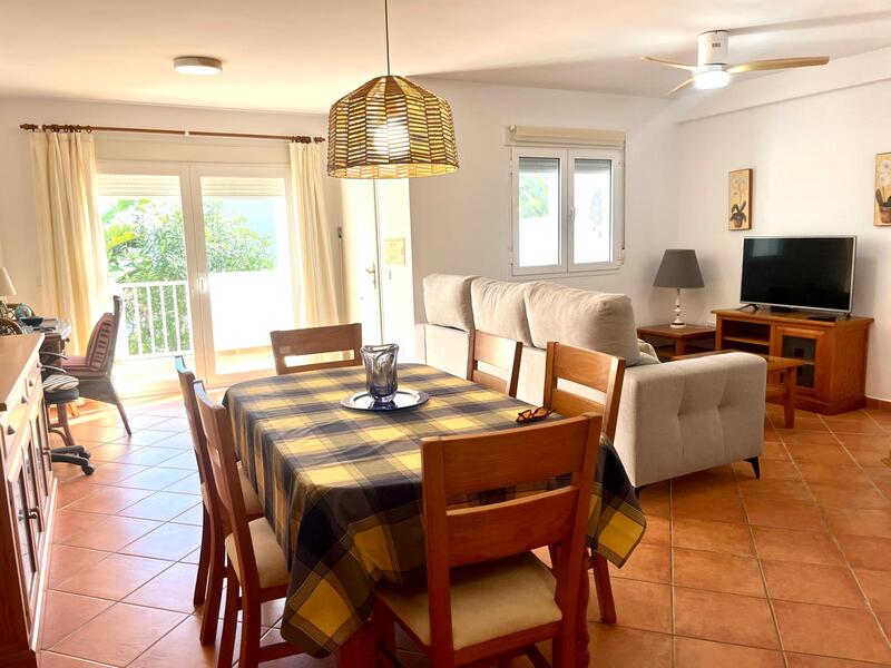 LR/AG: Apartment for Rent in Mojácar Playa, Almería