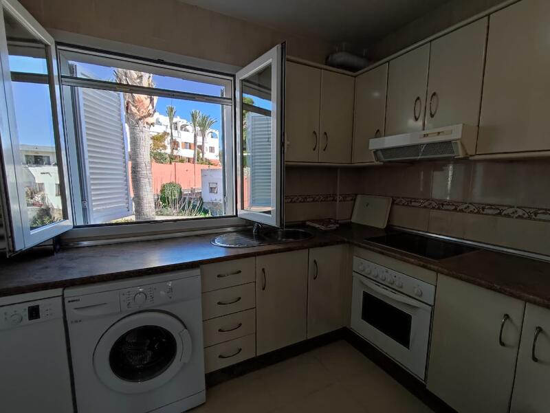 OA/IS/28: Apartment for Rent in Mojácar Playa, Almería