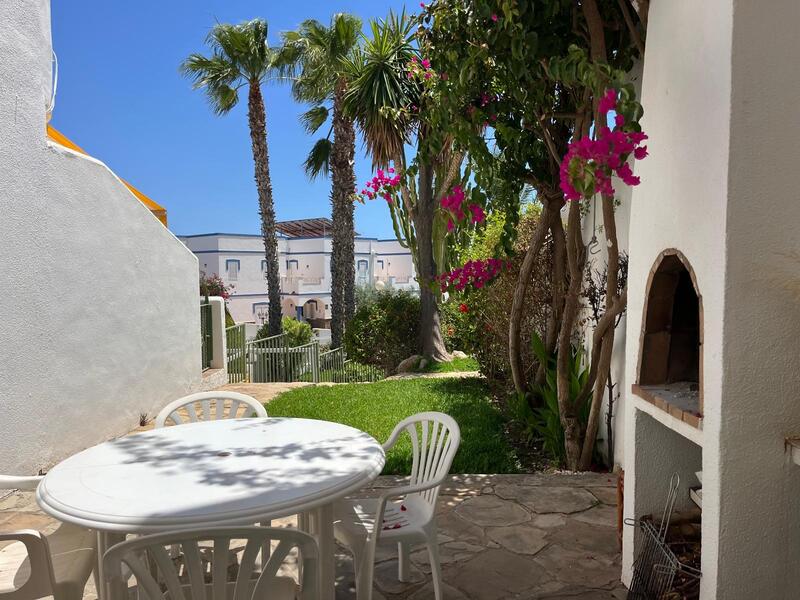 PT/FP/3: Townhouse for Rent in Mojácar Playa, Almería PT/FP/3: Townhouse for Rent in Mojácar Playa, Almería