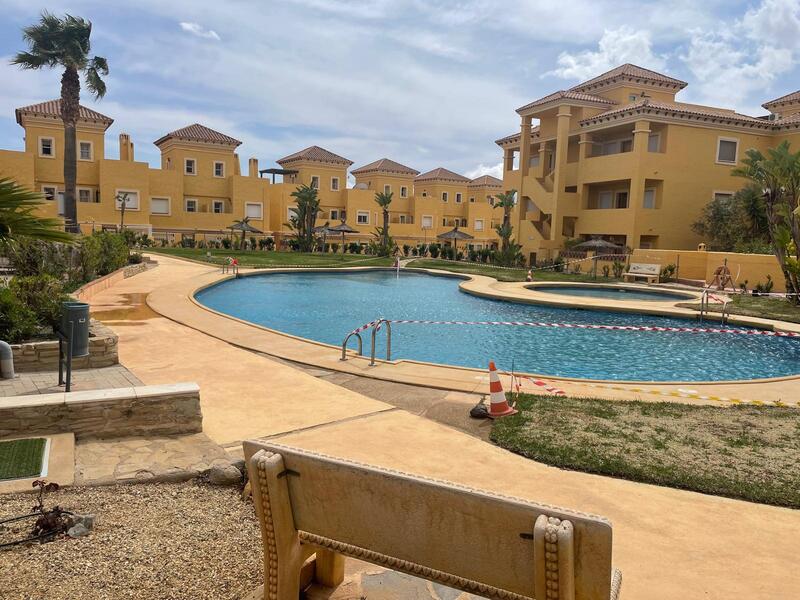 VDE/DC: Apartment for Sale in Valle del Este, Almería