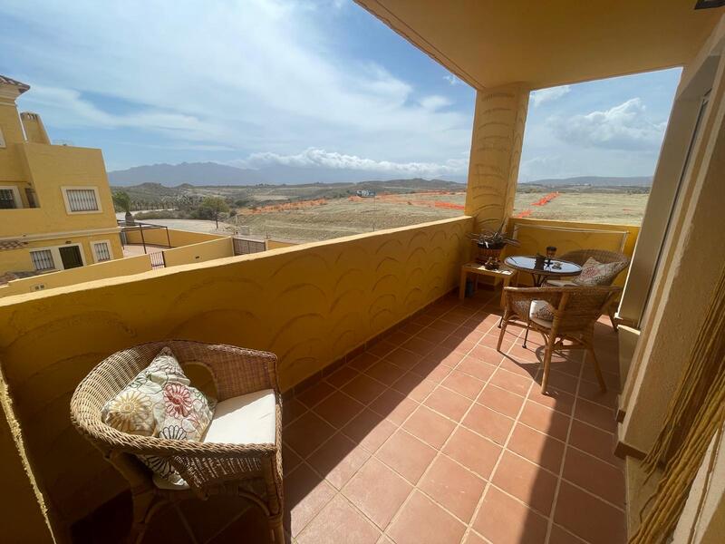 VDE/DC: Apartment for Sale in Valle del Este, Almería