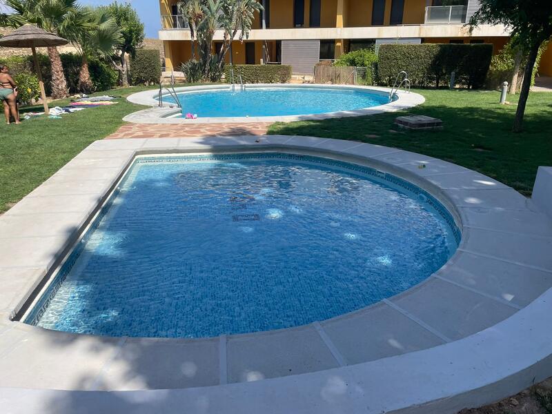 VDE/NH/8: Apartment for Sale in Vera, Almería