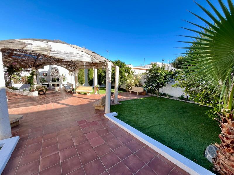 VILLA COLLIE: Villa for Sale in Mojácar Playa, Almería VILLA COLLIE: Villa for Sale in Mojácar Playa, Almería