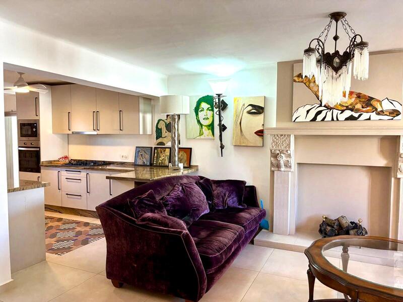 VILLA COLLy: Villa for Sale in Mojácar Playa, Almería