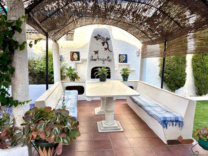 VILLA COLLy: Villa for Sale in Mojácar Playa, Almería