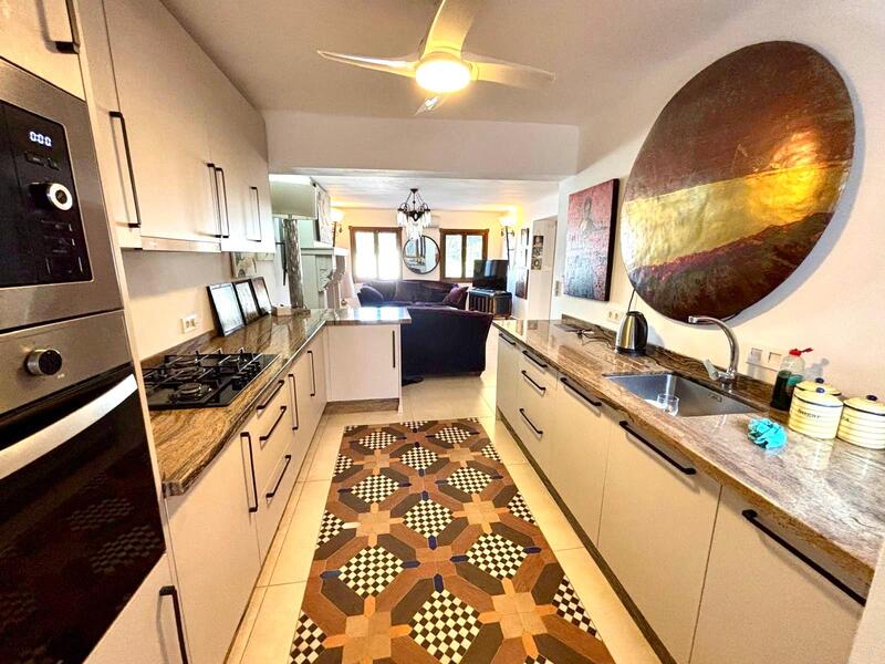 VILLA COLLy: Villa for Sale in Mojácar Playa, Almería