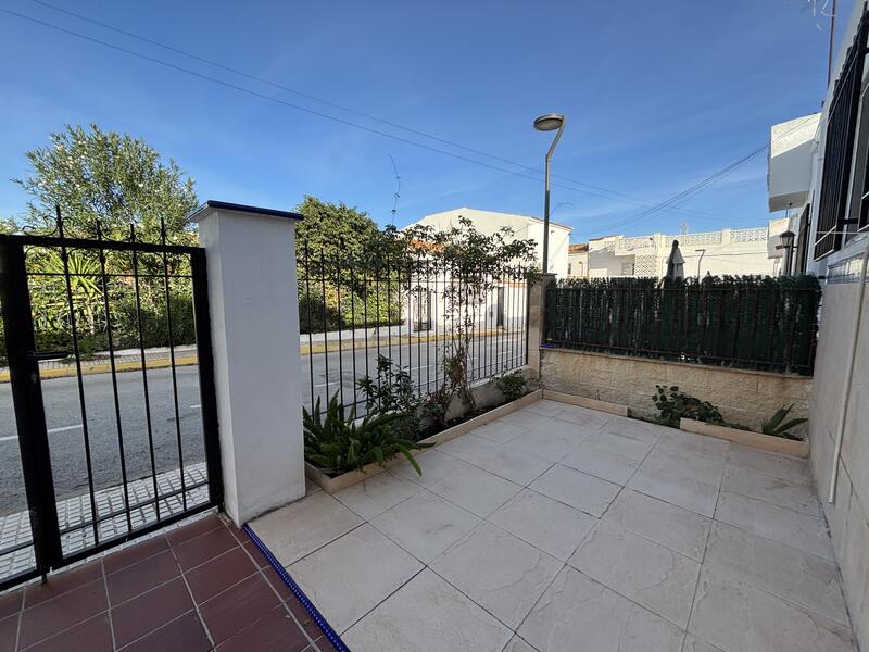 VILLA COLLy: Villa for Sale in Mojácar Playa, Almería