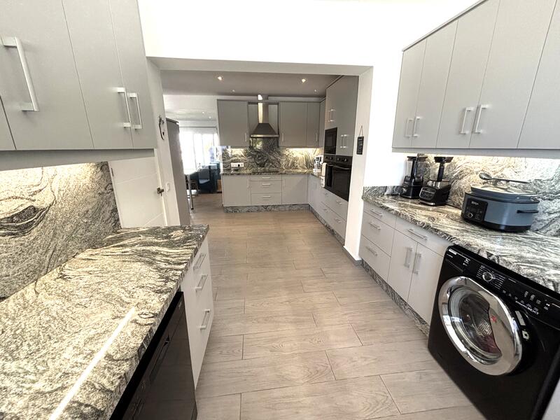 VILLA DW: Villa for Sale in Mojácar Playa, Almería