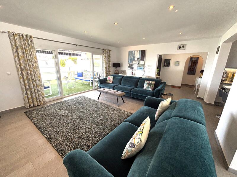 VILLA DW: Villa for Sale in Mojácar Playa, Almería