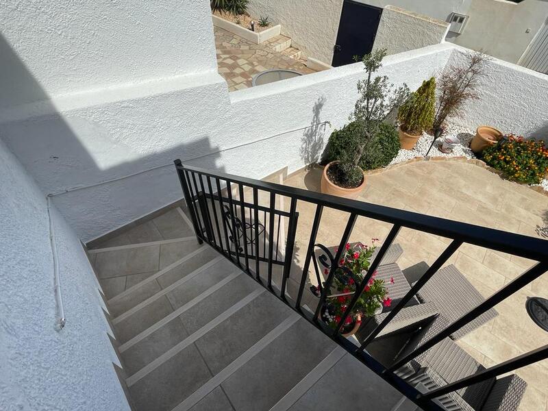 VILLA NH: Villa for Sale in Mojácar Playa, Almería