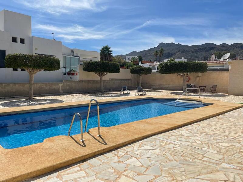 VILLA NH: Villa for Sale in Mojácar Playa, Almería