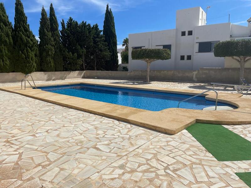 VILLA NH: Villa for Sale in Mojácar Playa, Almería